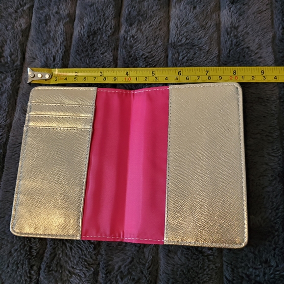 Lilly Pulitzer Colorful Peacock Passport Holder - Picture 3 of 5